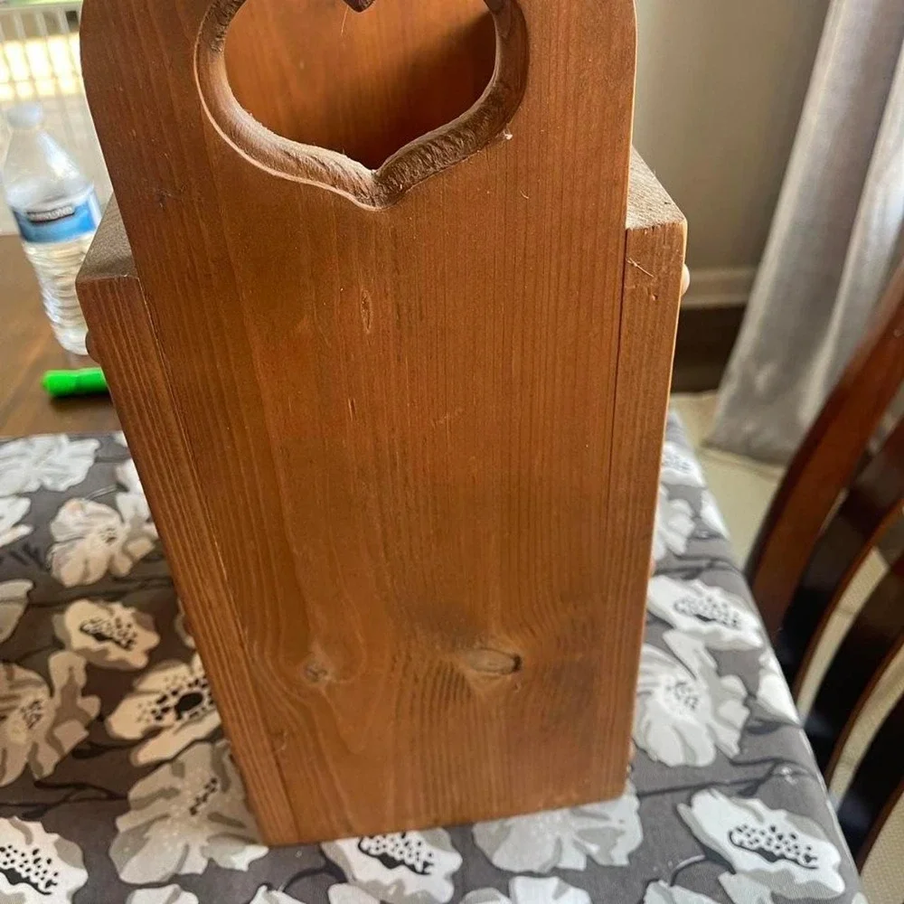 Vintage Wooden Apple Caddy Heart Cutout Handles Farmhouse Rustic Storage Box
